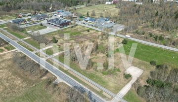 Pārdod zemi komercapbūvei Valmierā