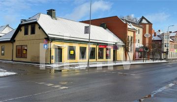 Commercial premises in Valmiera, Rigas Street 34