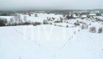 Участок под застройку недалеко от плсёлка Ливи