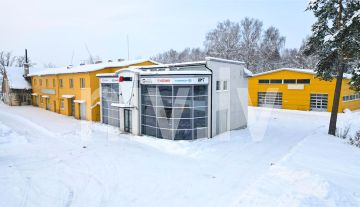 A commercial object is for sale at the border of Valmiera city