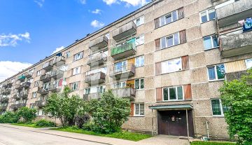 Divistabu dzīvoklis Skolas ielā, Salaspilī