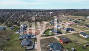 Участок под застройку на улице Дакстиню, в Валмиере