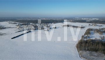 Земельный участок на границе Валмиеры, в посёлке «Pilāti»