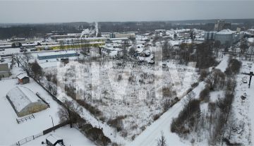 Коммерческая недвижимость – земельный участок – на улице Краутувес