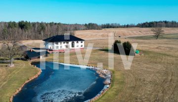 Возможность инвестировать – гостевой дом – около Цесиса