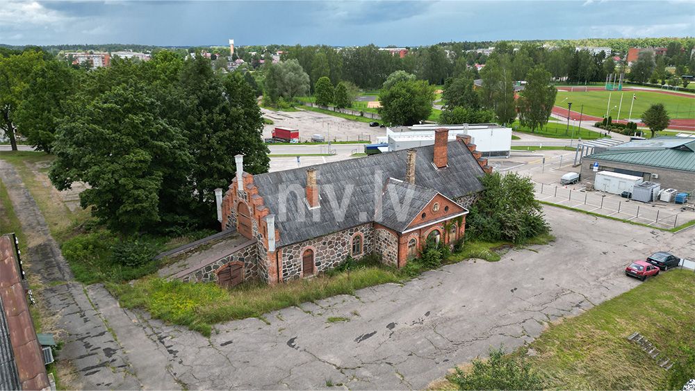 Gulbene-Parka-iela-kommerc-04.jpg