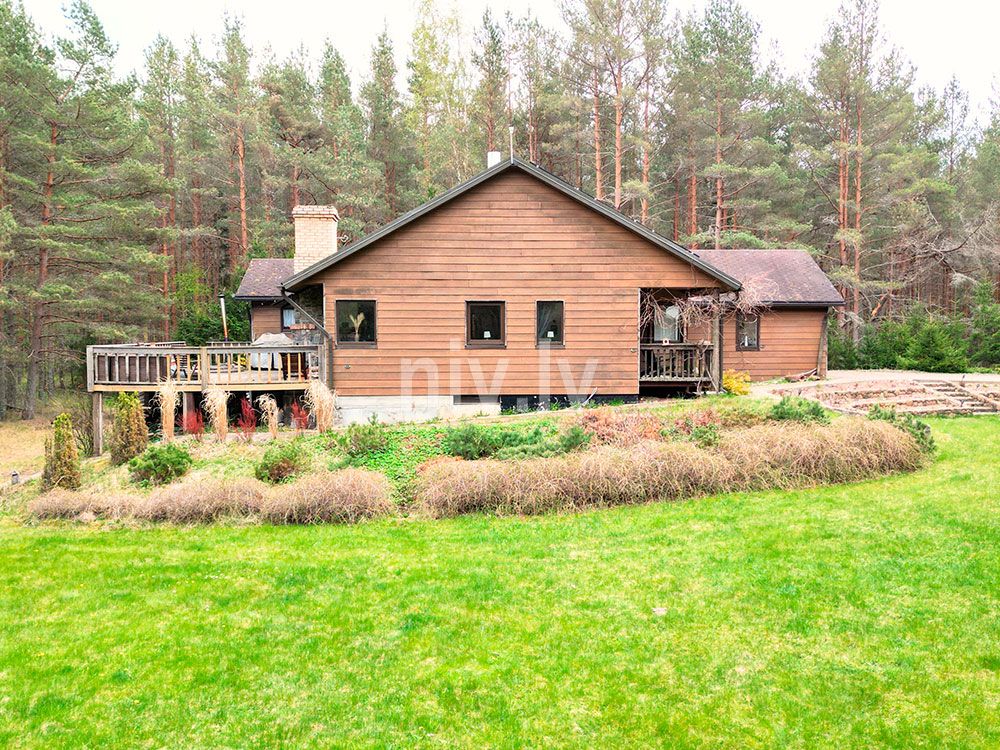 Kosrags-Talsi-maja-pard-02002.jpg