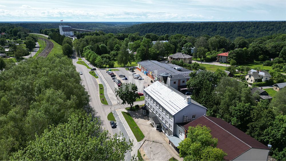 Sigulda-Auseklja-iela-kommerc-002.jpg