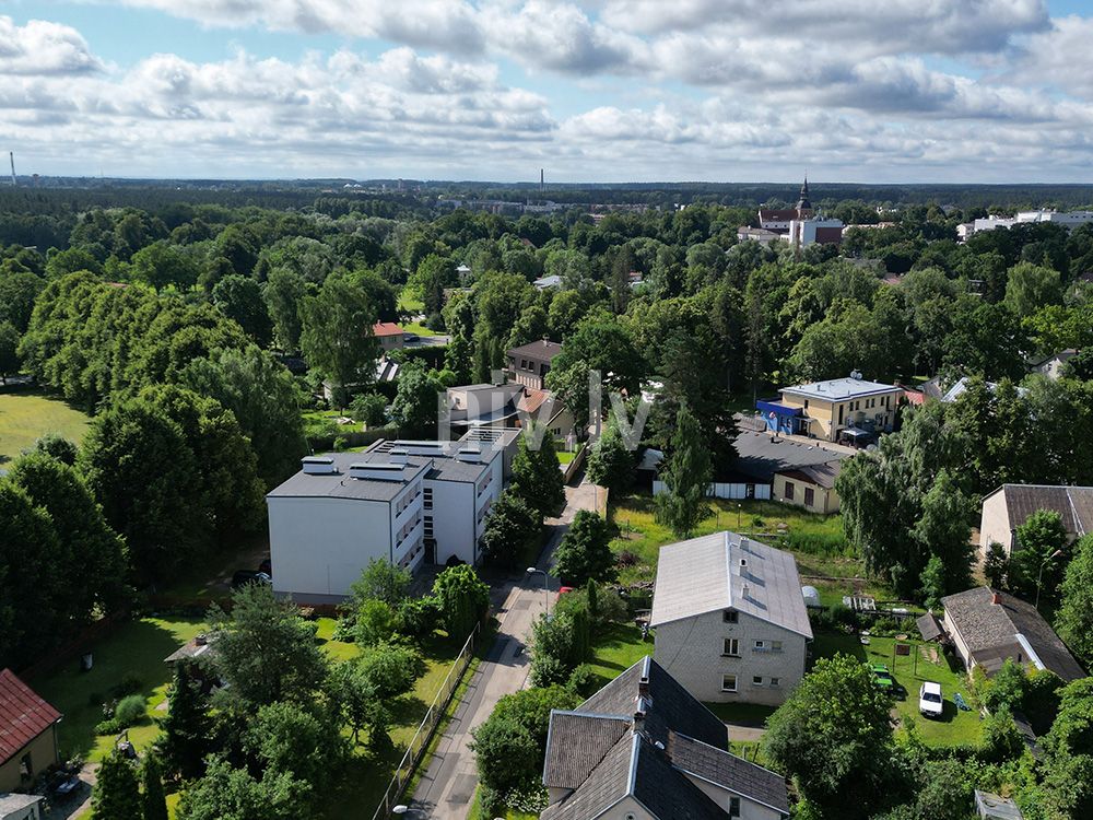 Tirgus-iela-Valmiera-dzivoklis-pardod-01711.jpg