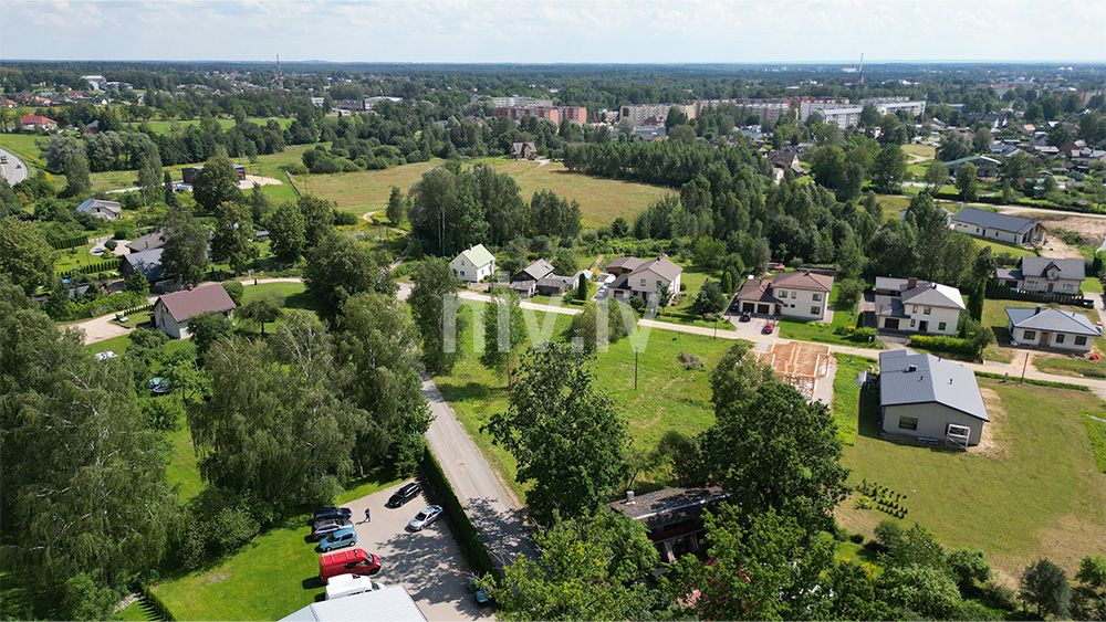 Valmiera-Patversmes-iela-kommerc-012.jpg