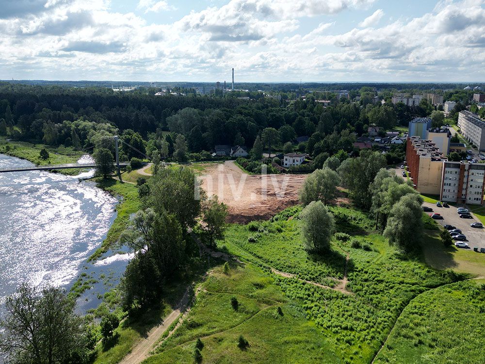 Valmiera-Udens-iela-010.jpg