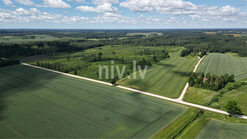Valmieras-pag-Apstr-lauku-zeme-06.jpg