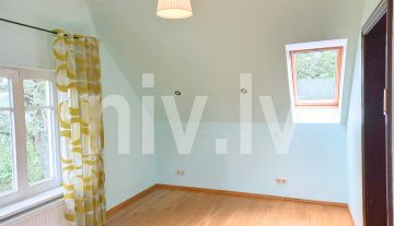 Izire-Berzaines-maja-Cesis-05.jpg