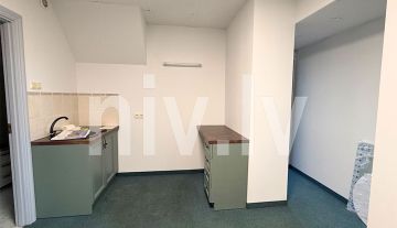 Komerc-Cesis-centra-04.jpg