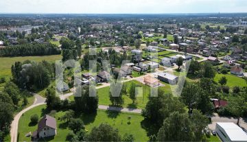 Valmiera-Patversmes-iela-kommerc-011.jpg
